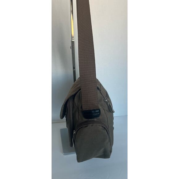 Baggallini Nylon Organizer Traveler Brown Multi Pocket Crossbody Purse - Picture 2 of 13